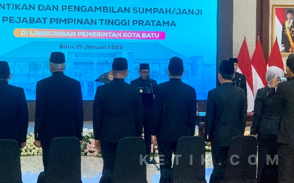 Thumbnail Berita - Wali Kota Batu Nurochman Lantik 15 Pejabat, Sejumlah Posisi Strategis OPD Bergeser