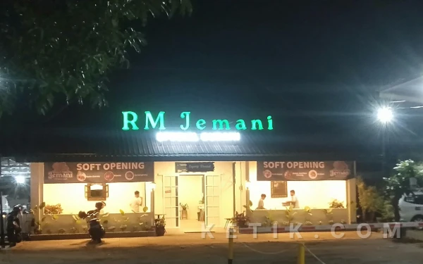 Keren! Berdiri di Bangunan Heritage, Rumah Makan Jemani Juga Hadirkan Galeri Pembalap Dunia