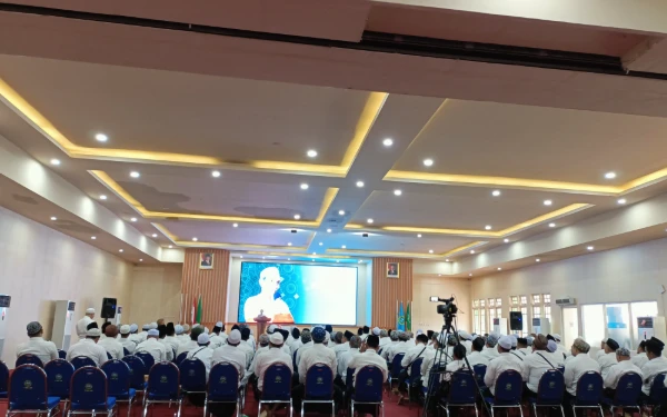 Thumbnail Berita - Kunjungi Ponpes Nurul Jadid, PT Sidogiri Mitra Utama; Ungkap Kiai Zuhri; Perkuat Sinergi Bisnis dan Dakwah