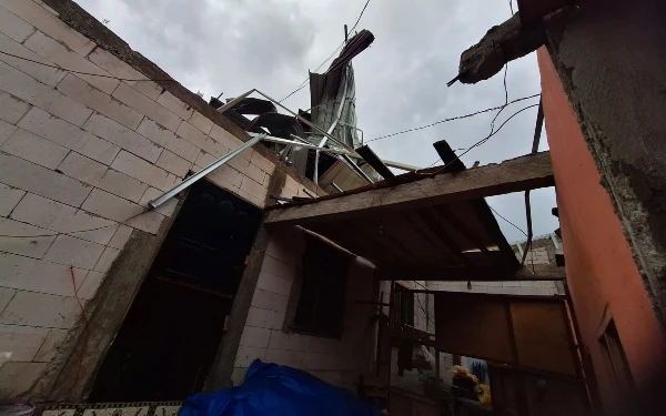 Thumbnail Cuaca Ekstrem Dominasi Bencana di Sejumlah Wilayah, Begini Imbauan BNPB