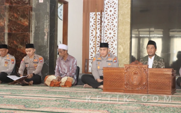 Thumbnail Isra Mikraj Jadi Momentum Penguatan Moral, Polres Bondowoso Tekankan Spirit Ibadah dalam Pelayanan Publik