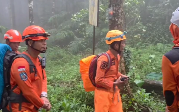 Thumbnail Berita - Kecelakaan Pesawat ATR 42-500,  Pakar Ungkap Kemungkinan Kesalahan Prosedur Navigasi di saat Cuaca Buruk