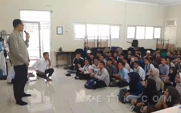 Thumbnail Plt Kepala Bapperida Lebak Bekali 100 Siswa Sekolah Rakyat dengan Empat Pilar Kesuksesan