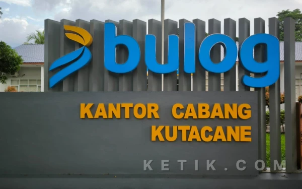 Thumbnail Berita - Bulog Kutacane Salurkan Bantuan, Dua Wilayah Terdampak Banjir Terpenuhi Kebutuhan Warganya