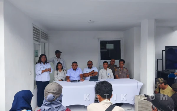 Thumbnail Viral Rumah Kakek di Surabaya Jadi Dapur MBG, Pelindo Berikan Penjelasan