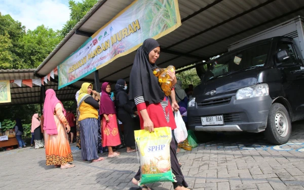 Thumbnail Berita - Pemkot Surabaya Pastikan Stok Pangan Aman Jelang Ramadan 2026