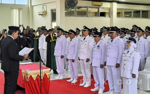 Thumbnail Berita - Bupati Simeulue Lantik 88 Kepala Desa Terpilih Periode 2026 - 2032