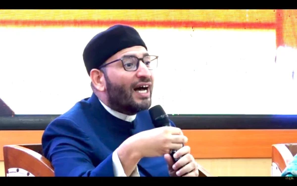 Thumbnail Berita - Pakar Al-Azhar Kairo Bedah Historiografi Qira’at di Pesantren Nurul Jadid