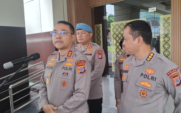 Thumbnail Berita - Breaking News! Kapolda DIY Copot Kapolresta Sleman