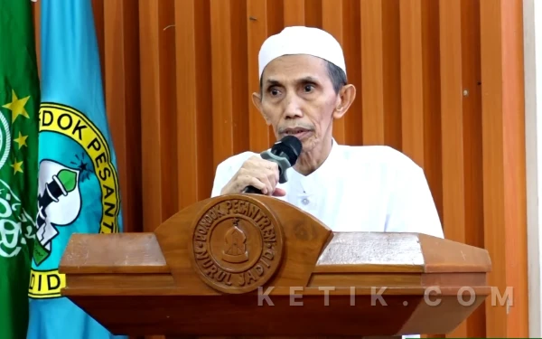 Thumbnail Berita - Kiai Zuhri Zaini: Medsos Jadi Musibah Sosial Jika Ukhuah Rapuh