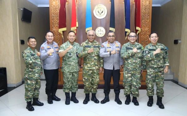 Thumbnail Berita - Kadiv Humas Polri: Wartawan Berperan Strategis Menjaga Nilai Kebangsaan, Demokrasi, dan NKRI