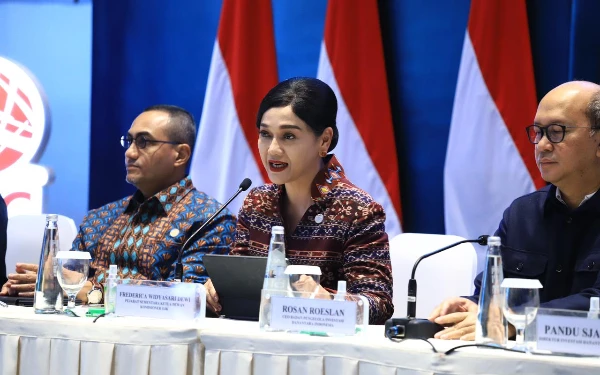 Thumbnail Berita - Profil Friderica Widyasari Dewi, Eks Aktris yang Kini Jadi Bos Besar OJK