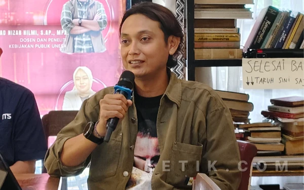 Thumbnail Pejabat BEI dan OJK Mundur, Pengamat Ekonomi Unesa Berikan Apresiasi