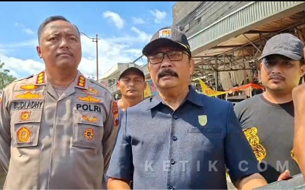 Thumbnail Berita - Wakil Ketua Dewan Cilacap Suyatno Dorong Pemkab Segera Sikapi Nasib Karyawan Terdampak Kebakaran Rita Pasaraya