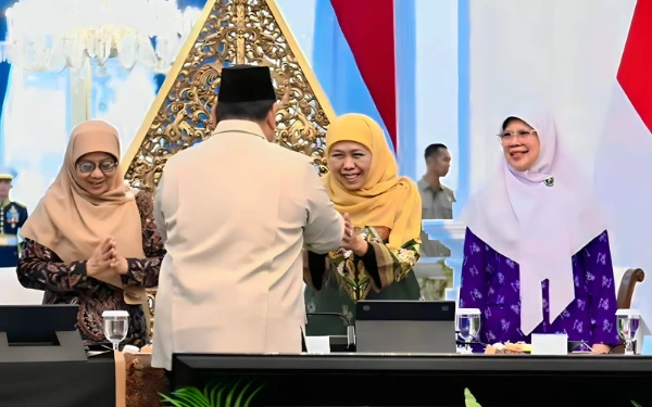 Thumbnail Berita - Penuhi Undangan Presiden Prabowo, Gubernur Khofifah Optimis Perkuat  Harmoni Bangsa