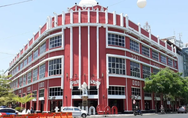Thumbnail Berita - Mengenal Gedung Siola, Bangunan Kolonial Ikonik di Jantung Kota Surabaya