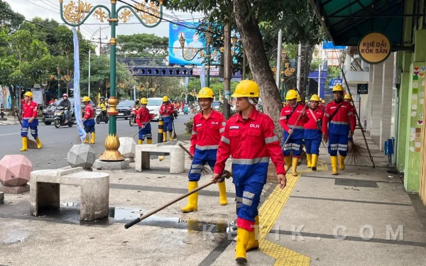 Thumbnail Berita - DLH Kota Malang Siagakan 500 Petugas Kebersihan di Mujahadah Kubro 1 Abad NU