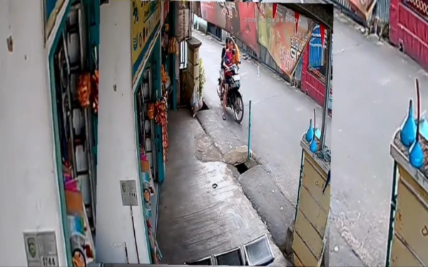 Thumbnail Berita - Modus Minta Tolong Antar ke Toko Burung, Pelaku Curanmor Tipu Remaja dan Gasak Motor di Palembang