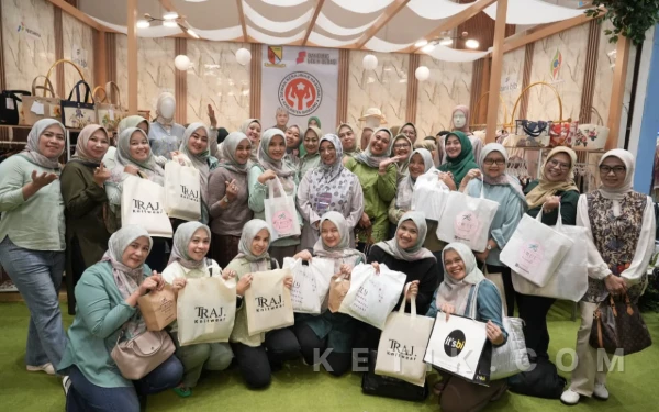 Thumbnail Berita - 7 Produk UKM Hasil Karya Perempuan Kabupaten Bandung Tampil di Ajang Inacraft 2026