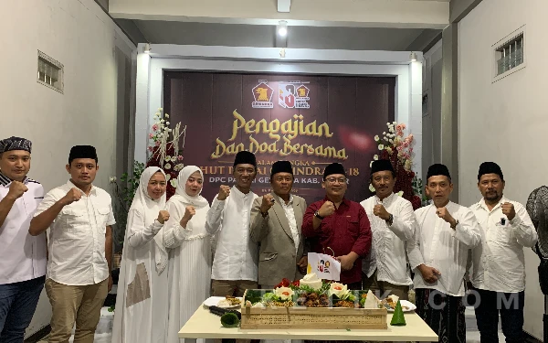 Thumbnail Berita - HUT Ke-18 Gerindra, DPC Blitar Pilih Pengajian dan Tumpeng, Ini Alasannya
