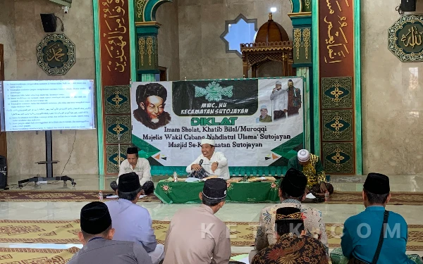 Thumbnail Berita - Meski Berstatus Dibekukan, MWC NU Sutojayan Blitar Tetap Bergerak Siapkan Imam Ramadan