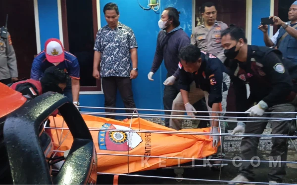 Thumbnail Berita - Geger, Warga Bandar Lampung Temukan Mayat Kepala Dilakban di Kos
