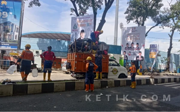 Thumbnail Dukung Sukses Mujahadah Kubro 1 Abad NU, DLH Kota Malang Kerahkan 500 Petugas Kebersihan