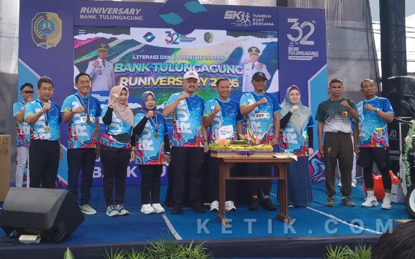 Thumbnail Berita - Fun Run HUT Ke-32 Bank Tulungagung, Fokus Sinergi Melangkah Bersama Membangun Negeri