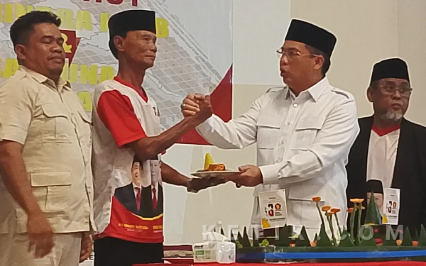 Thumbnail Berita - Menang Sekali Tak Cukup, Gerindra Probolinggo Incar Kursi Lebih Banyak di 2029