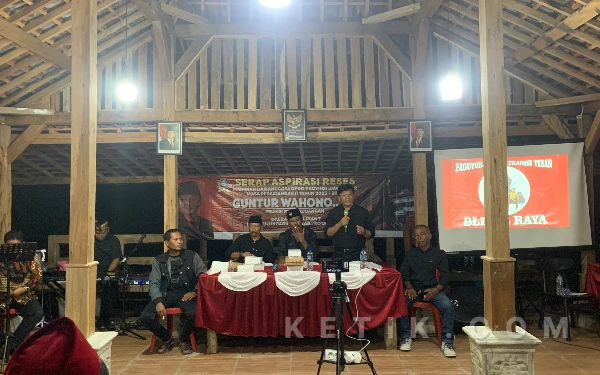 Thumbnail Berita - Reses di Blitar, Guntur Wahono Dorong Seni Tiban Naik Kelas Lewat Reorganisasi Paguyuban