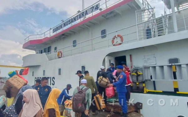 KMP Sabuk Nusantara 74, Angkut 519 Santri Syalafiyah Syafi’iyah Sukorejo Situbondo