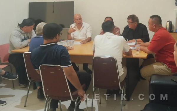 Thumbnail Berita - Parkir Rajawali Palembang Tak Kunjung Tuntas, Musyawarah Kembali Digelar