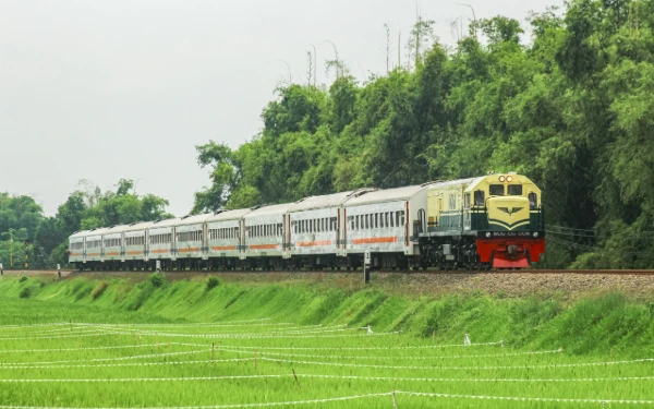 Thumbnail Berita - Dukung Stimulus Pemerintah 30 Persen, KAI Siapkan Lebih dari 1,2 Juta Tempat Duduk selama Angkutan Lebaran
