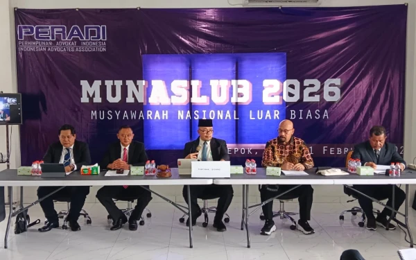 Thumbnail Berita - Imam Hidayat Terpilih Jadi Ketua Umum DPN Peradi di Munaslub 2026 Depok