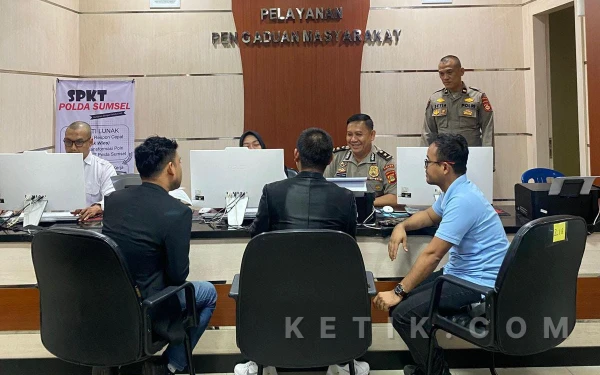 Thumbnail Berita - Unggah Konten Bertajuk 'Info A1', Akun @HendraLSM Resmi Dilaporkan ke Polda Sumsel