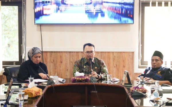 Thumbnail Berita - Lokasi Huntara Warga Padasari Belum Aman, Pemkab Tegal Siap Sisir Lahan Baru