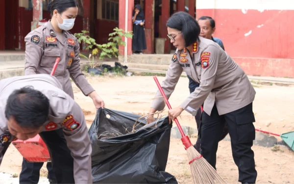 Thumbnail Berita - Dukung Program Presiden, Polda Kepri Turun Lansung Wujudkan Lingkungan ASRI