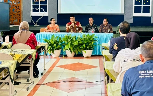 Thumbnail Berita - Percepat Transformasi Digital, Disdik Kota Batu Tingkatkan Kompetensi Guru SD Menuju Kota Pendidikan SAE