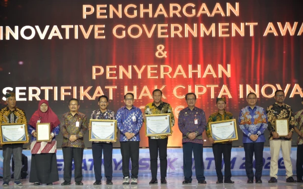 Thumbnail Berita - Expo SMK Hebat Jatim Dinilai Strategis, Kepala BKSDN Tekankan Keberlanjutan Inovasi