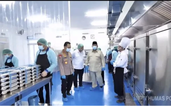 Thumbnail Berita - Presiden Prabowo Resmikan 1.179 SPPG dan 18 Gudang Pangan Polri