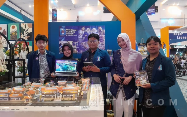 Thumbnail Berita - Sinergi 20 Siswa SMKN 1 Madiun, Sulap Lahan 3 Hektare Jadi Miniatur Presisi