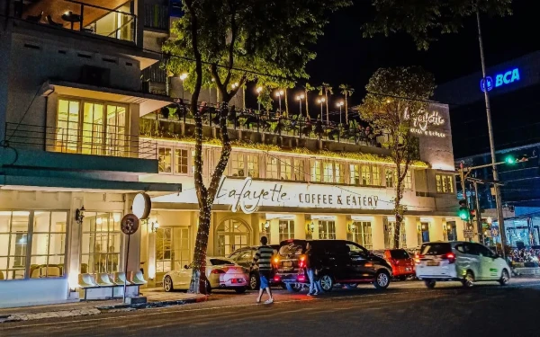Thumbnail Berita - Elegan, Lafayette Coffee and Eatery Tawarkan Sensasi Nongkrong Berkelas di Jantung Kota Malang