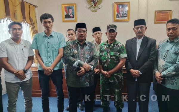 Thumbnail Berita - Forkopimda Aceh Singkil Sepakat Bantuan Presiden Rp1 Miliar untuk Pembelian Sapi Meugang Warga Terdampak Banjir Diuangkan