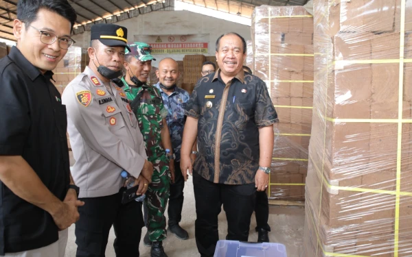 Thumbnail Berita - Produksi Sabut Kelapa Asahan Tembus Pasar Ekspor Cina, Bupati Dukung Pengembangan Hilirisasi