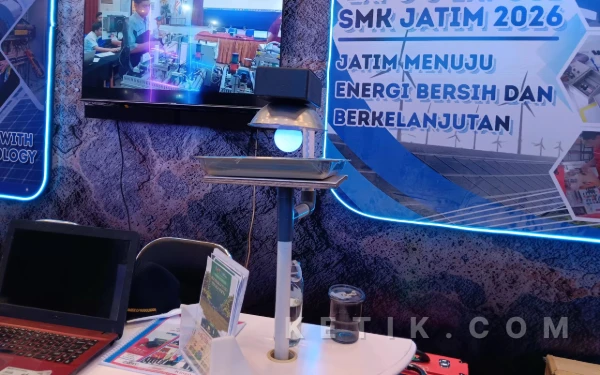 Siswa SMK 2 Probolinggo Kembangkan Perangkap Hama Bertenaga Panel Surya Ramah Lingkungan