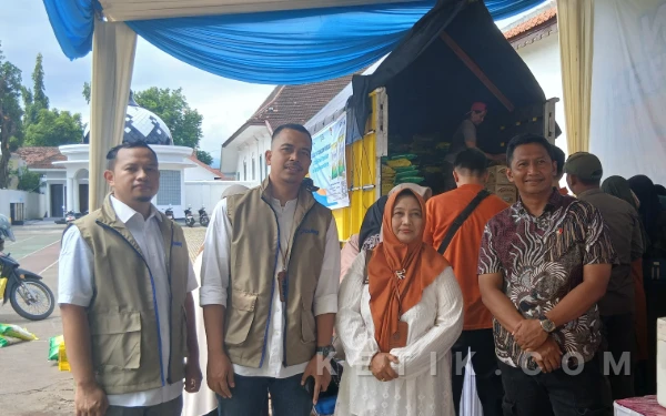 Thumbnail Berita - Stabilkan Harga Pasar Menjelang Ramadan, Satgas Pangan Polres dan Bulog serta Pemkeb Situbondo Lakukan GPM