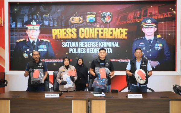 Thumbnail Berita - Polres Kediri Kota Tangkap Pelaku Kekerasan Seksual Terhadap Anak, Beraksi Belasan Kali hingga Viral