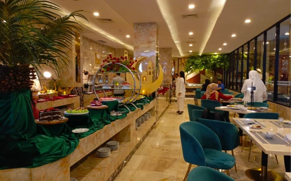 Thumbnail Berita - Ramadan 2026, Sensasi Berbuka Ala Maroko Hadir di Salatin Hotel Palembang