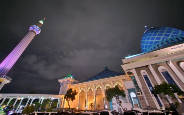Thumbnail Berita - Catat dan Ikuti! Ini Program dan Kegiatan di Masjid Al-Akbar Surabaya Selama Ramadan 1447 H