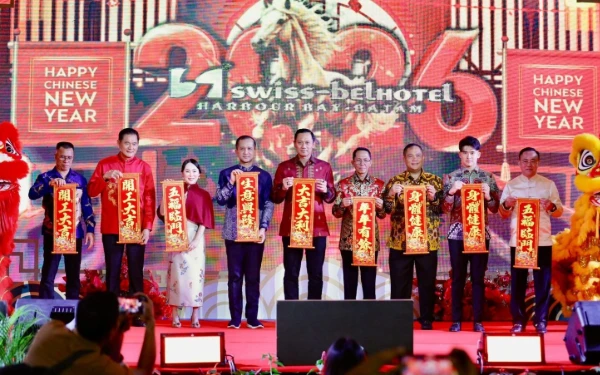 Thumbnail Berita - Perayaan Imlek 2577 di Batam, Amsakar Achmad Tekankan Harmoni Keberagaman